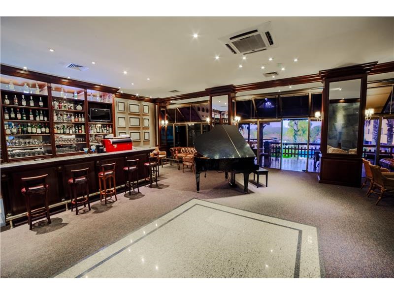 Mabu Thermas_Villa Lobos Piano Bar (2).jpg