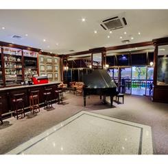 Mabu Thermas_Villa Lobos Piano Bar (2).jpg