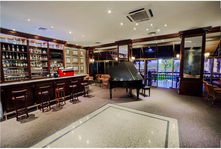 Mabu Thermas_Villa Lobos Piano Bar (2).jpg