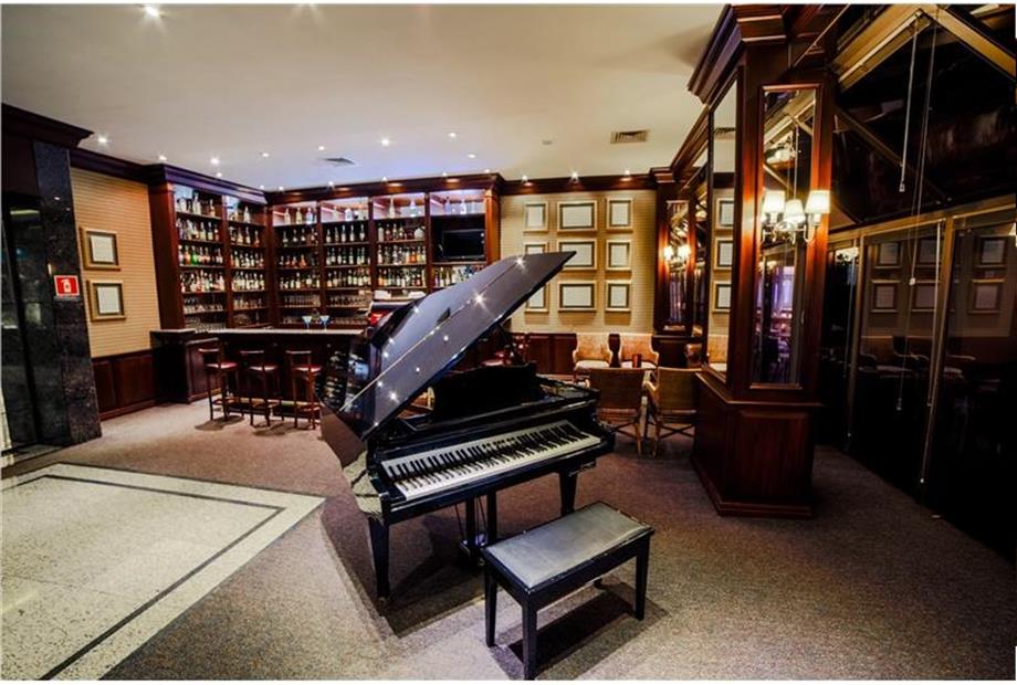 Mabu Thermas_Villa Lobos Piano Bar (3).jpg