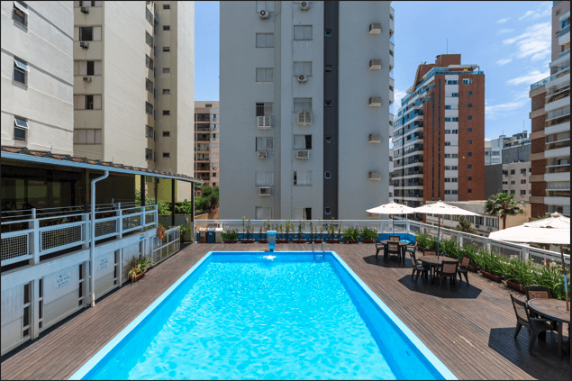 foto piscina 2.png