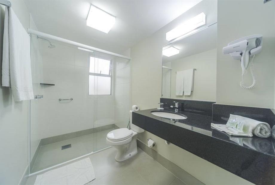 family - banheiro.jpg