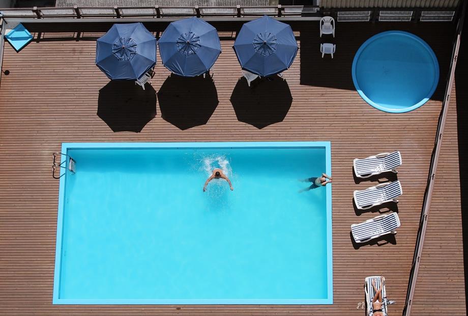 PISCINA VISTA ALTO1.jpg