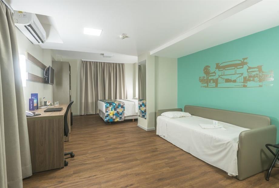 CLASSIC - SOFA CAMA MONTADO.jpg