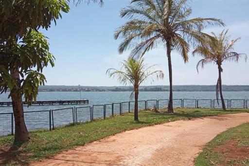 beira lago ..jpg