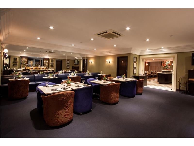 Mabu Curitiba Business_Villa Lobos_4M.jpg