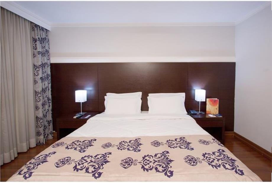 Royal3 - baixa resol.jpg