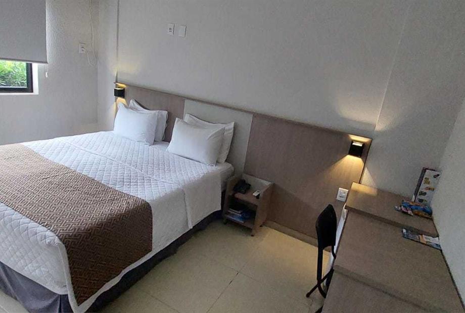 iguassu express hotel - apartamento duplo.jpg