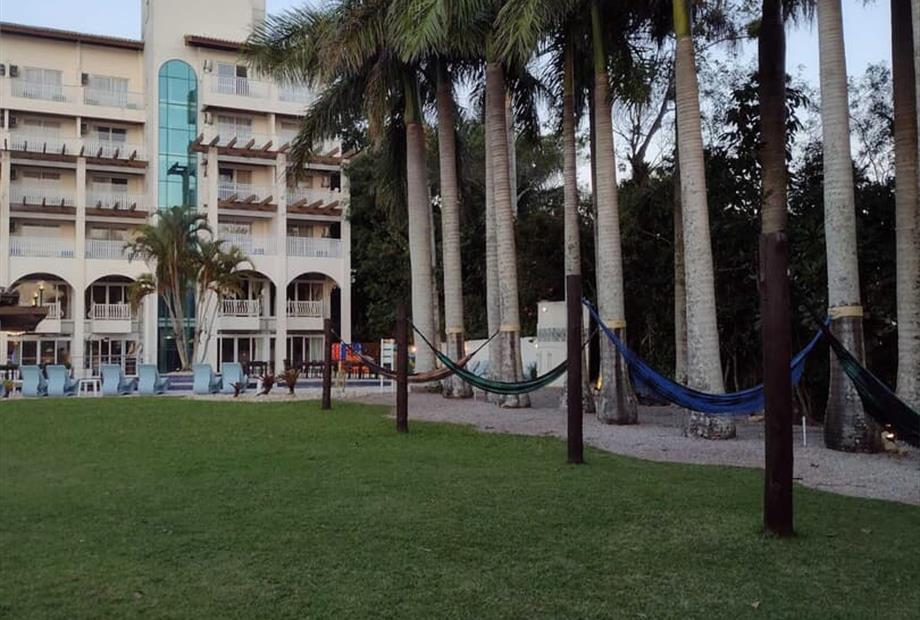 faxada e redario hotel 01.jpg