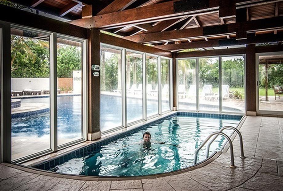 Piscina_fechada.jpg