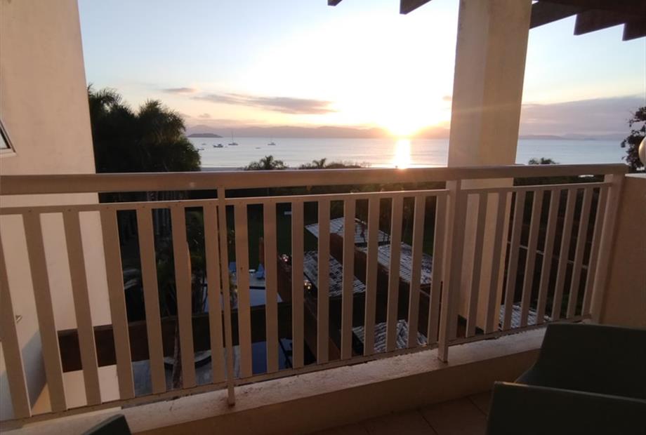 frente mar sacada.jpg