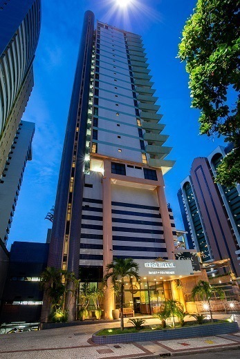 Fachada vertical.jpg