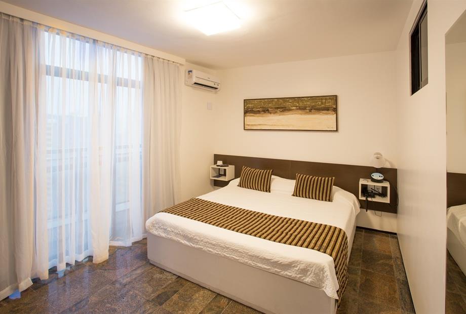 quarto casal royal 2302.jpg