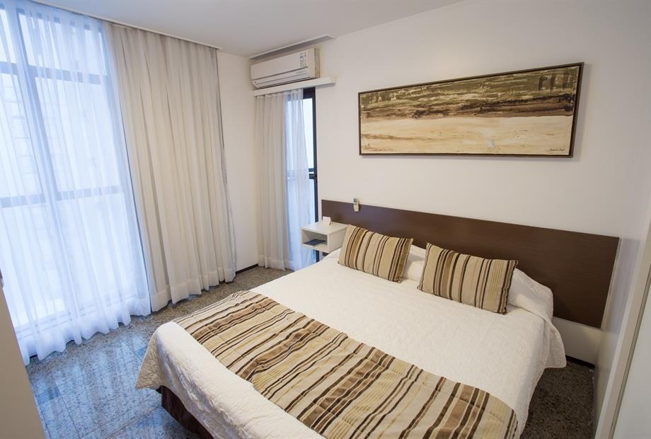 Quarto 2 casal Premium.jpg