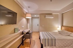 Apartamento com 02 camas de casal