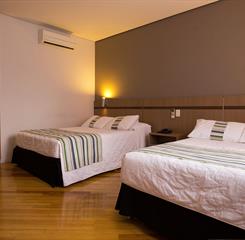 quarto cataratas.jpg