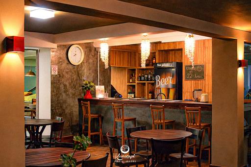 bar - deck (4).jpg