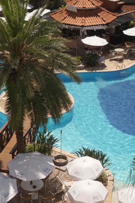 piscina - bar.jpg