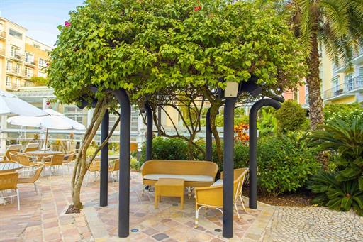 patio2.jpg