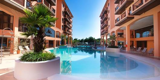 Jurerê Beach Village