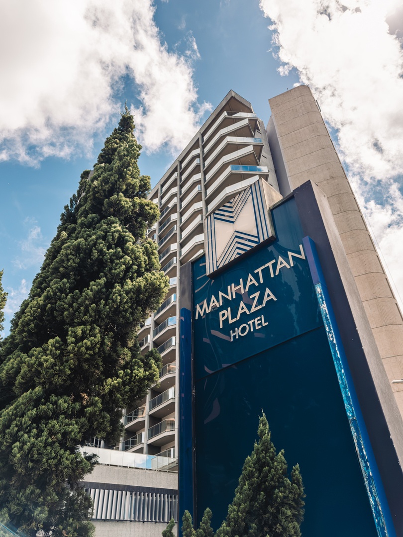 Imagem ilustrativa do hotel Manhattan Plaza Hotel 