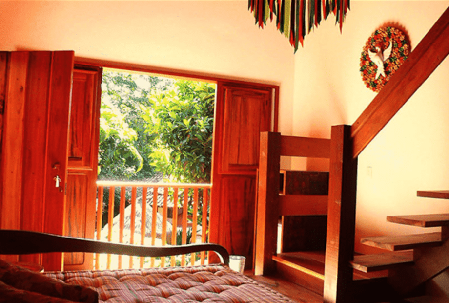 Suíte Superior Laranja Família (Duplex) (1).png