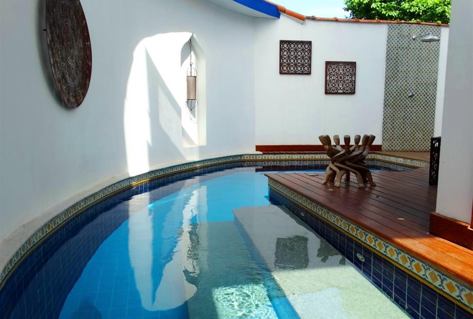 Petit Maison (30).jpg