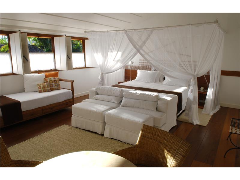 Brown Master Suite 1_Andre Azevedo.jpg
