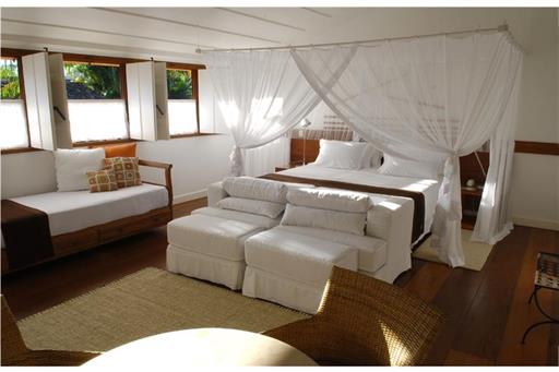 Brown Master Suite 1_Andre Azevedo.jpg