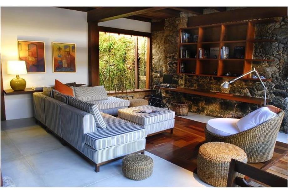 Library 2_Andre Azevedo.jpg