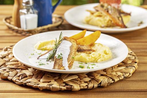 39. peixe ao molho de coco (2)-min.jpg