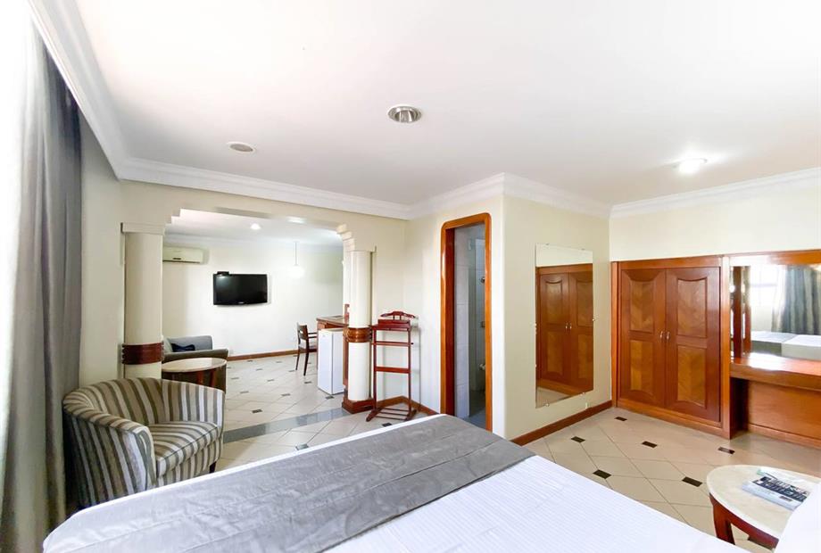 suite_luxo (13)_easy-resize.com.jpg