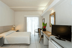 APARTAMENTO STANDARD - VISTA PARCIAL MAR