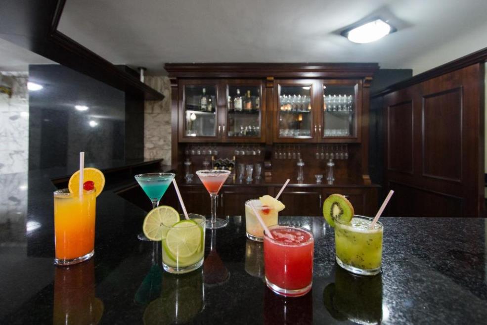 bar.jpg