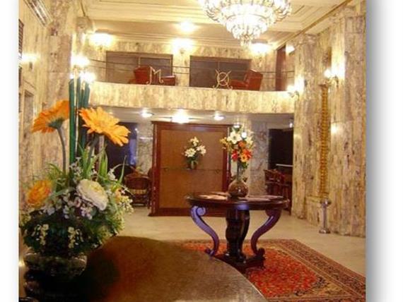 recepção do hotel ok.jpg