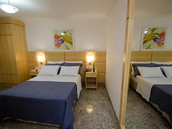 quarto duplo casal.jpg