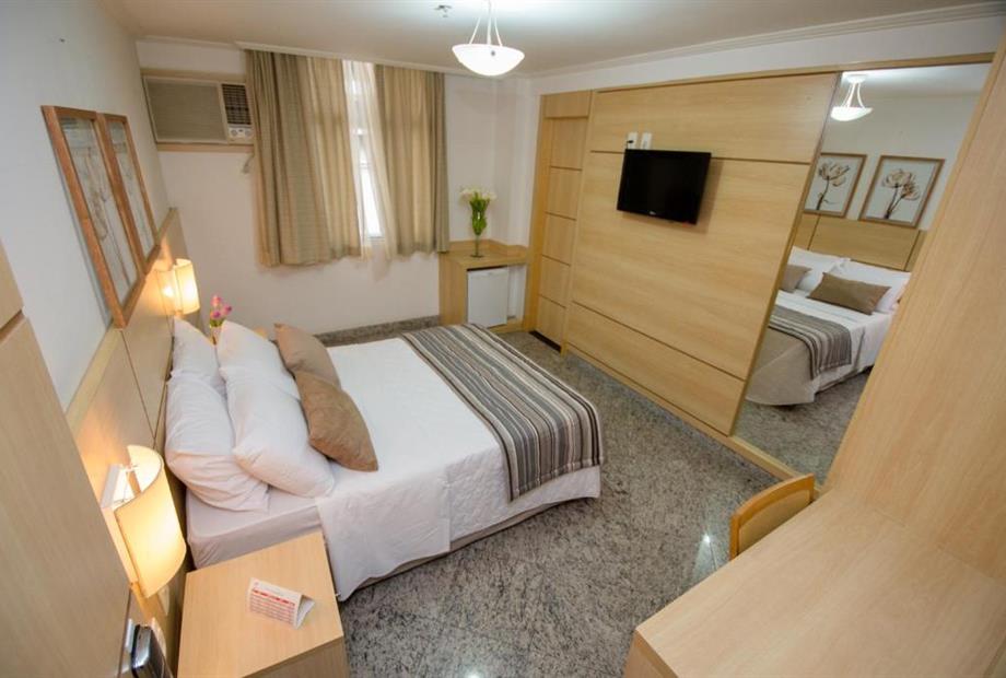 duplo luxo com varanda 2.jpg