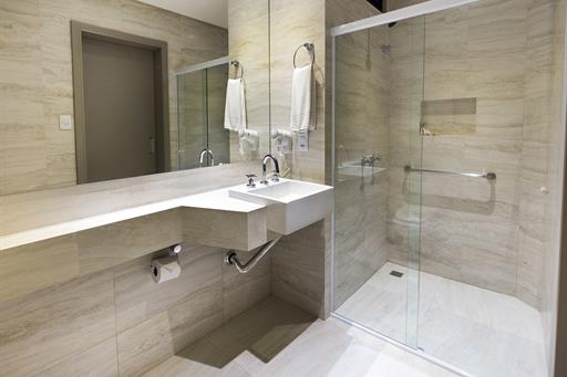 banheiro apto luxo superior.jpg