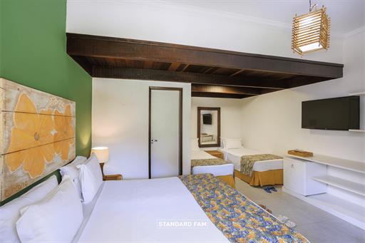 standard fam (3).jpg