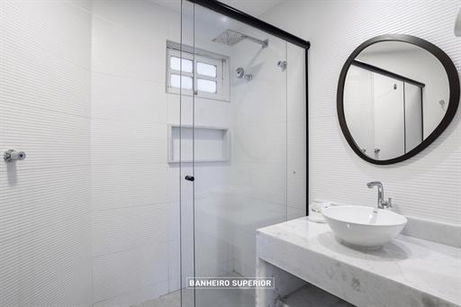 banheiro superior (1).jpg