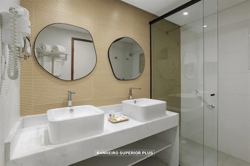banheiro superior plus.jpg