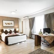 Suíte Luxo com Banheira