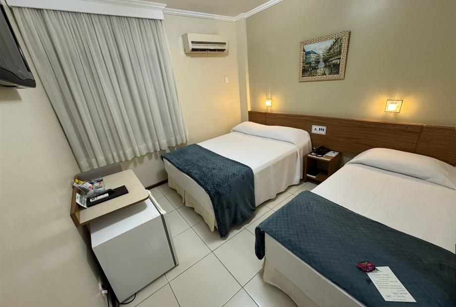 whatsapp image 2025-02-20 at 11.55.07 (4).jpeg