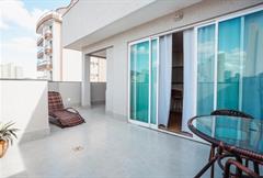 COBERTURA COM CHURRASQUEIRA