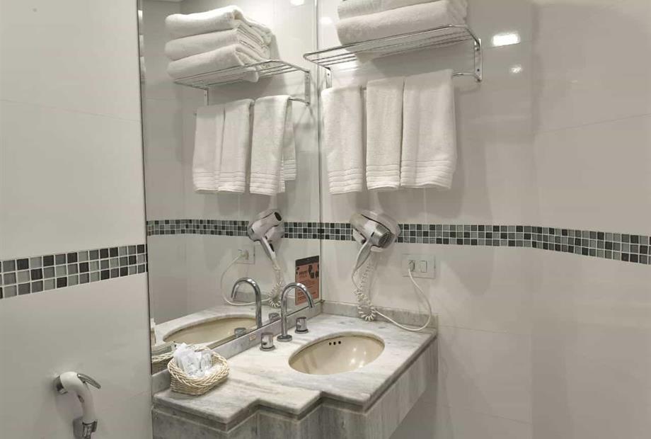 casal + 1 std - 2.jpeg