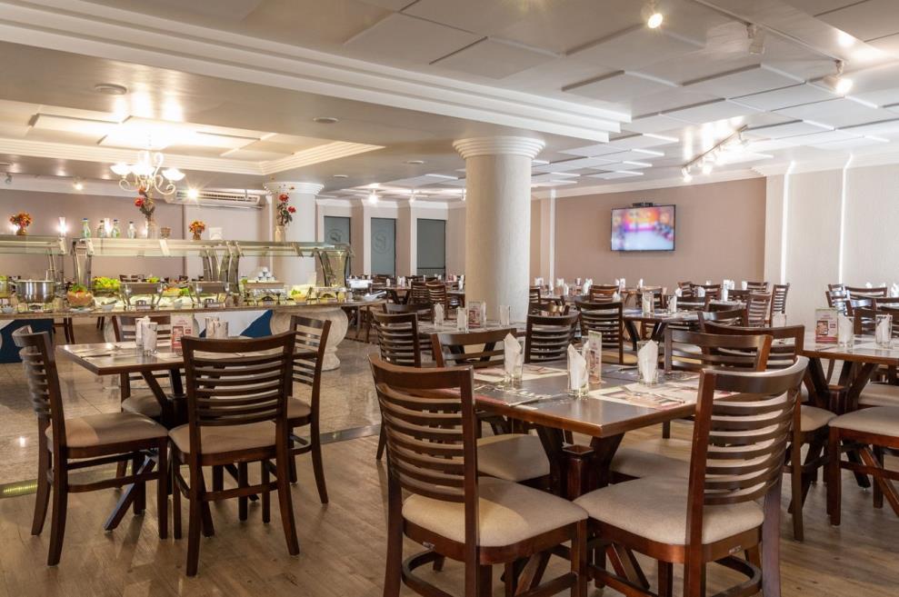 23 restaurante_Easy-Resize.com.jpg