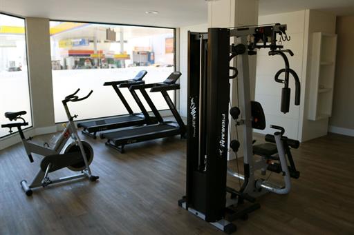 06 Academia_Easy-Resize.com.jpg