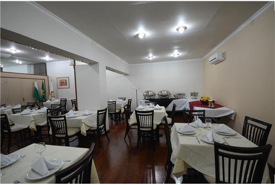 SALA EVENTO GENOVA.jpg