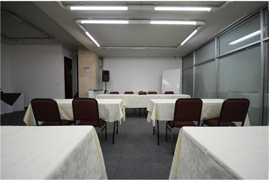 SALA EVENTO ROMA 4.jpg