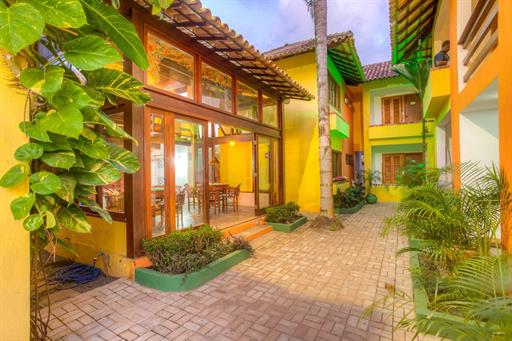 area multiuso-vista externa2.jpg